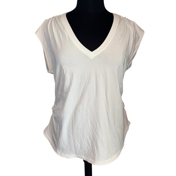 ATHLETA Outbound V-Neck Tee - Plus 1X Bright White - Picture 3 of 10